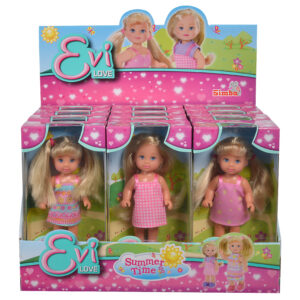 Simba nukk Evi suveajal 3 erinevat